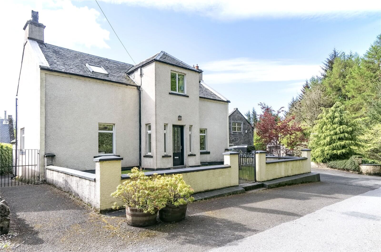 1800s farmhouse converted into beautiful family home