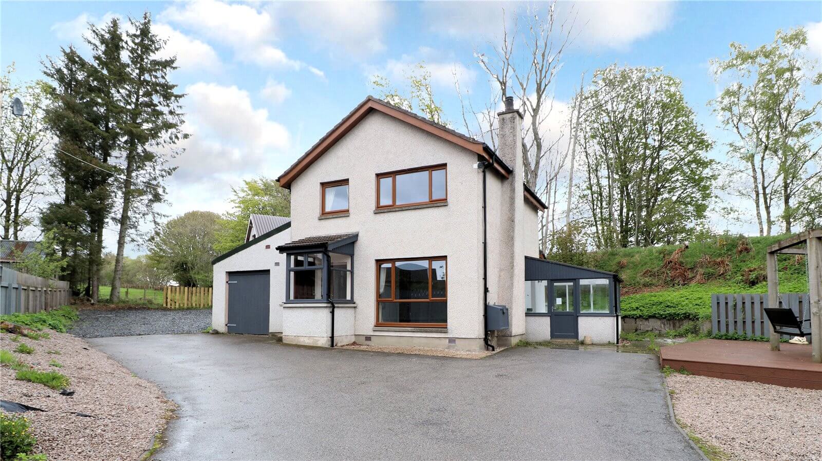 Our latest properties for sale and to let (16th May 2019)