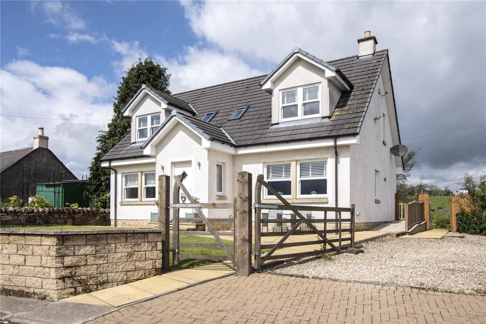 Our latest properties for sale and to let (31st May 2019)