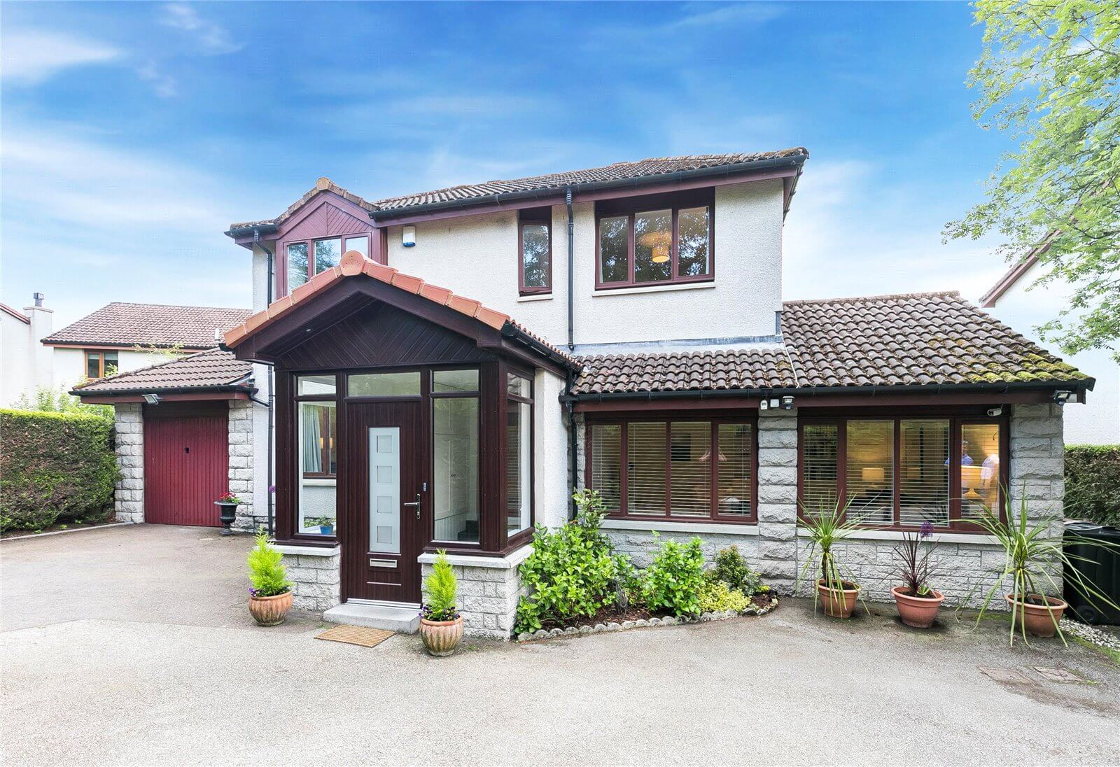 Our latest properties for sale and to let (27th June 2019)