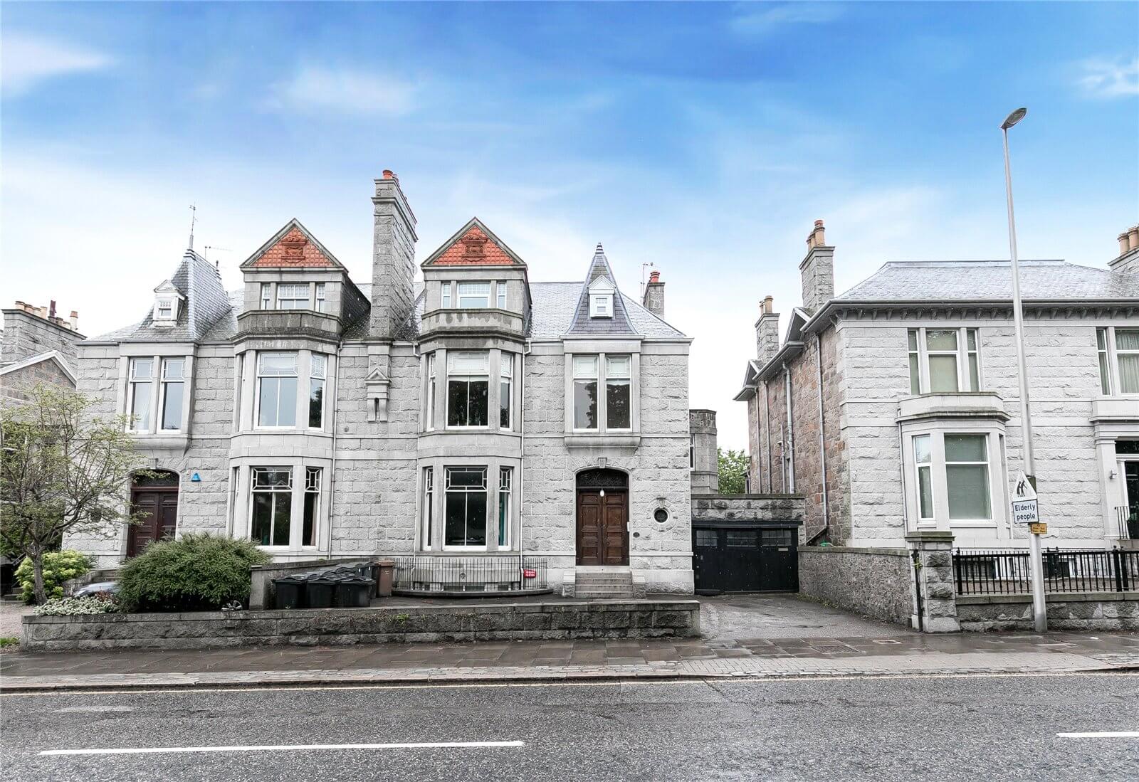 Our latest properties for sale and to let (17th July 2019)