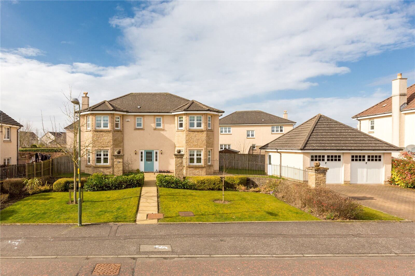 Our latest properties for sale and to let (23rd March 2020)
