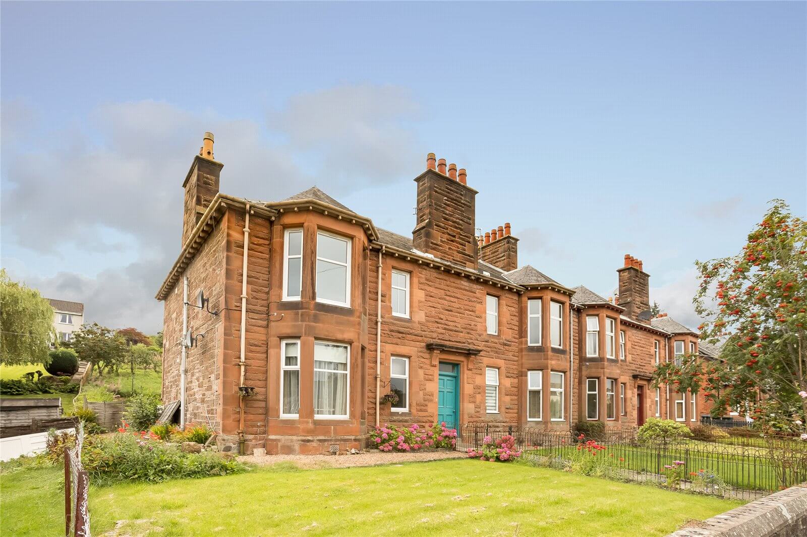 Our latest properties for sale and to let (7th October 2020)