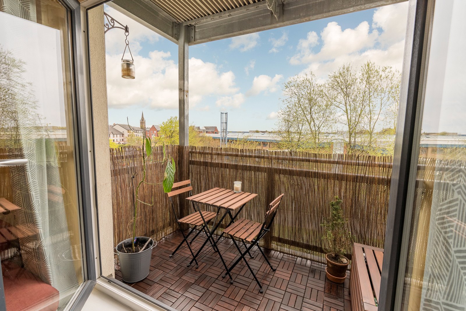 Our latest properties for sale or to let (30th April)