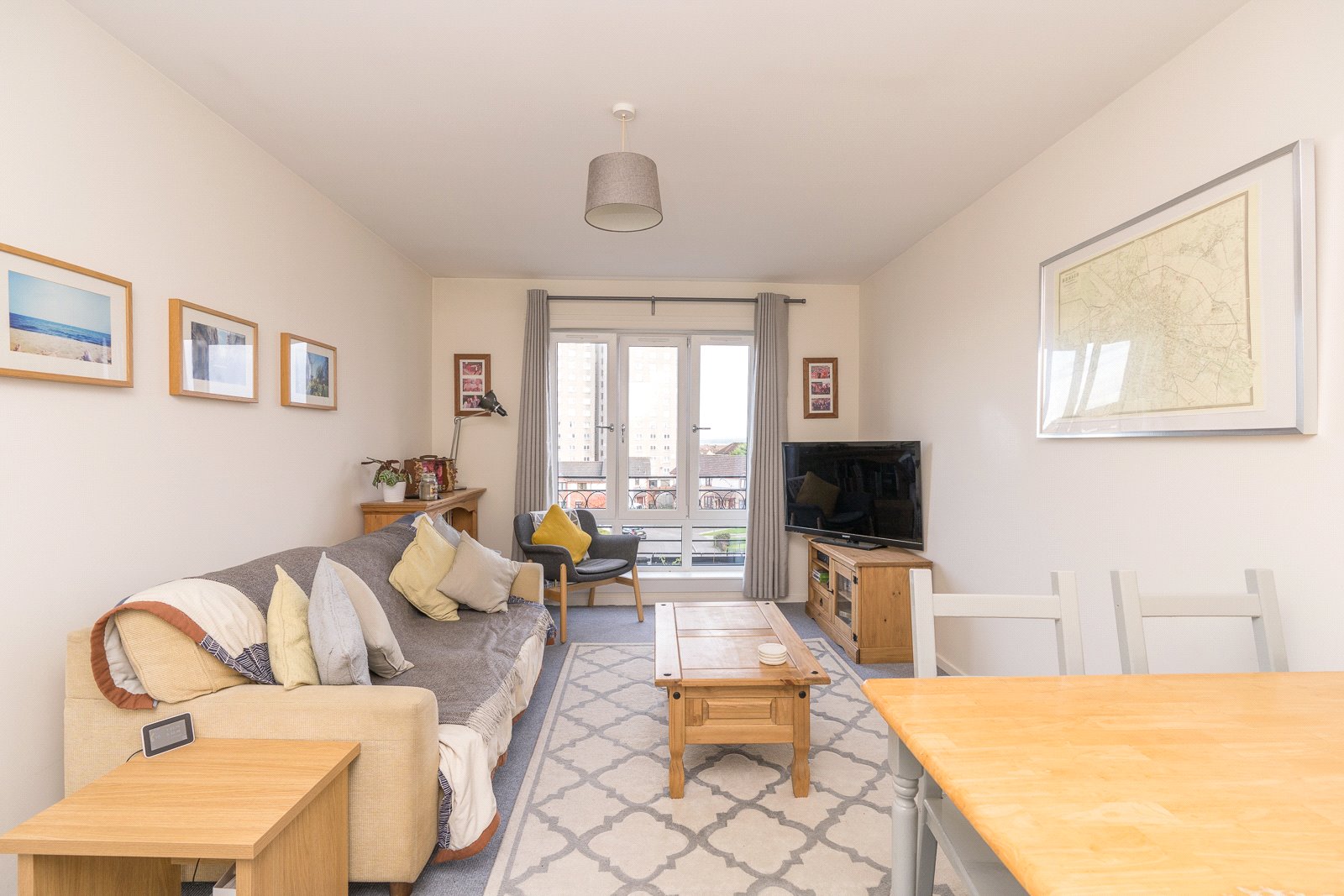 Our latest properties for sale or to let (19th November 2021)