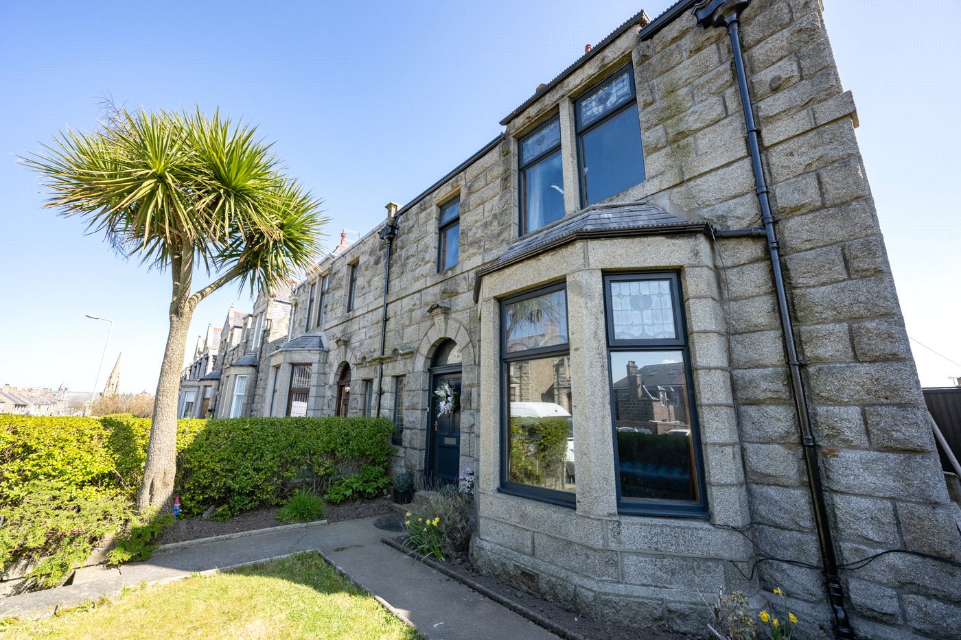 Our latest properties for sale or to let (4th June 2022)