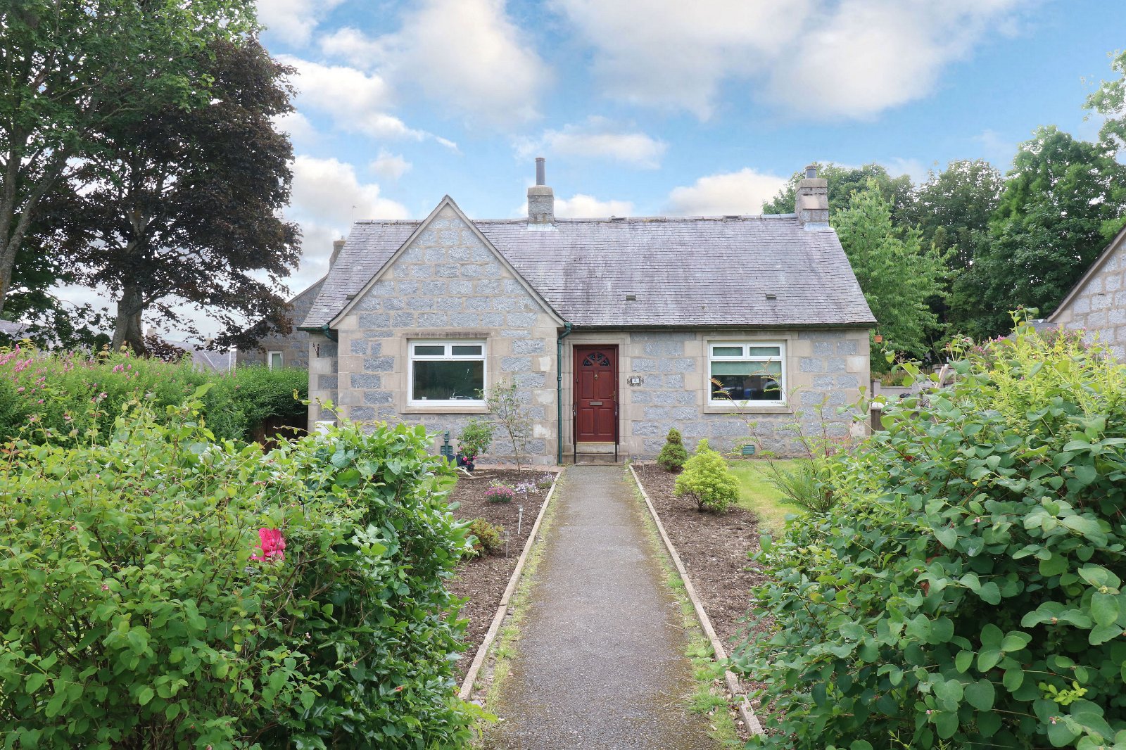 Our latest properties for sale or to let (11th July 2023)