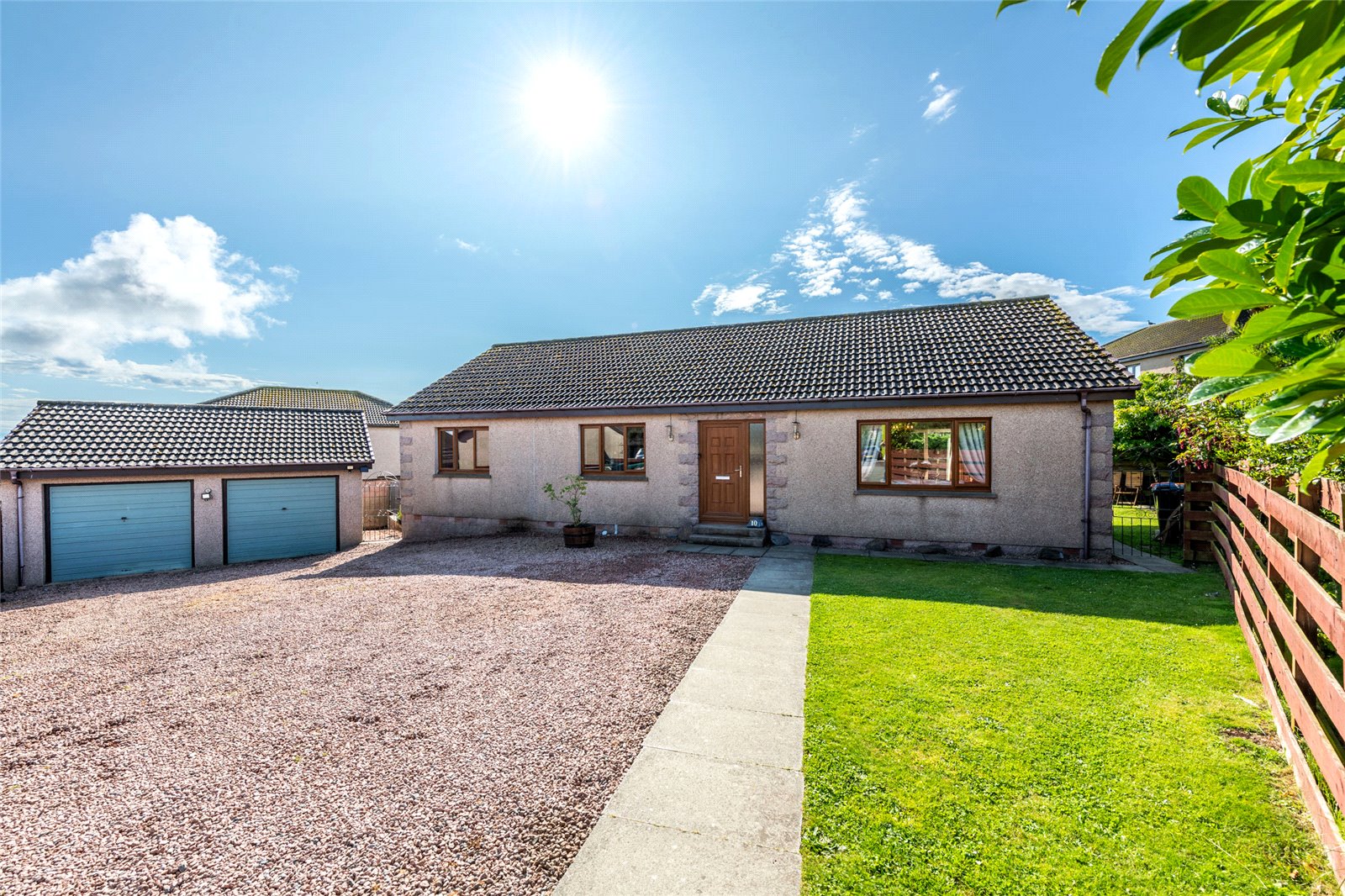 Our latest properties for sale or to let (29th Aug 2023)