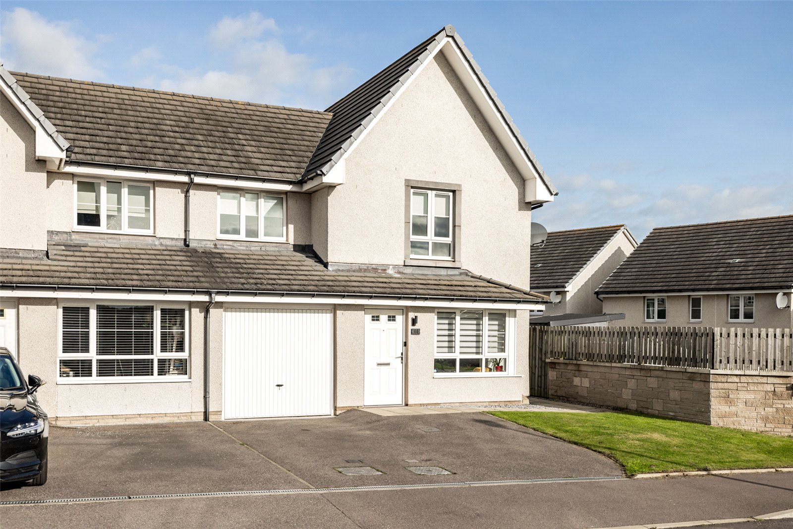 Our latest properties for sale or rent (4th Oct 2023)