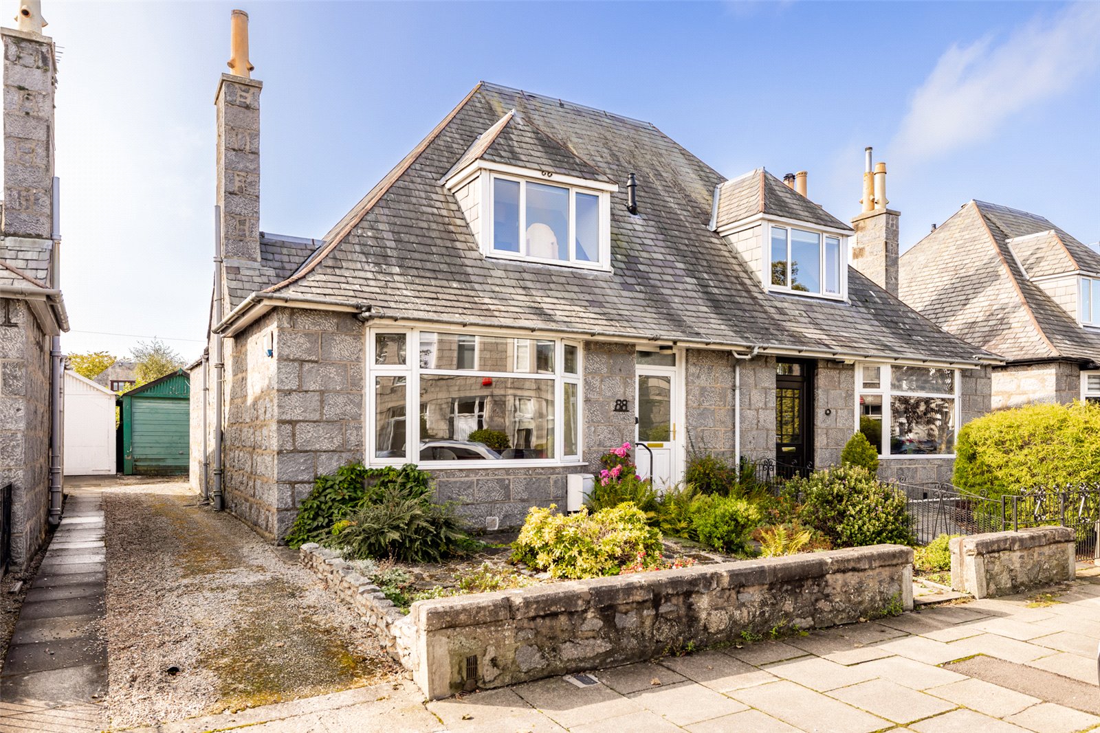 Our latest properties for sale or rent (18th Oct 2023)