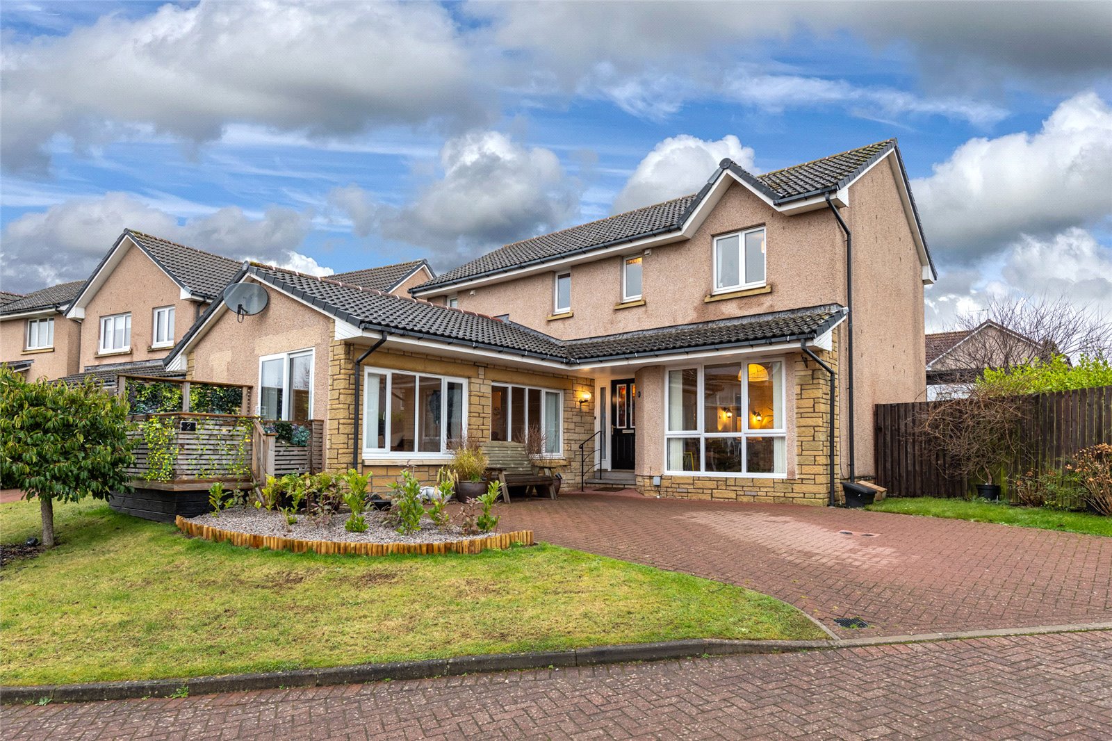 Our latest properties for sale or rent (17th Jan 2024)