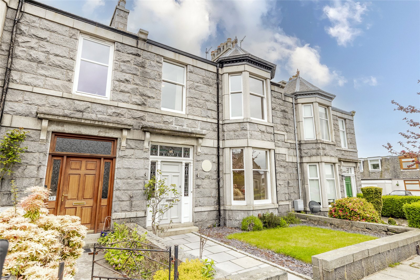 Our latest properties for sale or rent (15th of May 2024) 